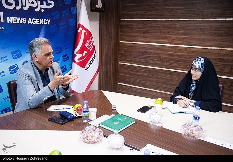 احمد نجاتیان رئیس کل سازمان نظام پرستاری کشور در خبرگزاری تسنیم