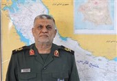 نائب قائد القوة البحریة للحرس الثوری یؤکد على ضرورة توطین الجزر الإیرانیة فی الخلیج الفارسی