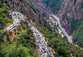 ‌ترافیک نیم‌قرنی ‌در جاده هراز/ ‌وقتی پروژه سدسازی زندگی بومی‌ها و مسافران را مختل کرد‌!