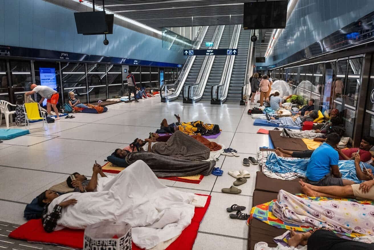 رژیم صهیونیستی (اسرائیل) , نوار غزه , جنگ تحمیلی 12 روزه رژیم صهیونیستی علیه ایران , شهرک نشینان صهیونیست , بنیامین نتانیاهو ,