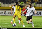 دیدار تیم‌های فوتبال سپاهان ایران و آحال ترکمنستان
