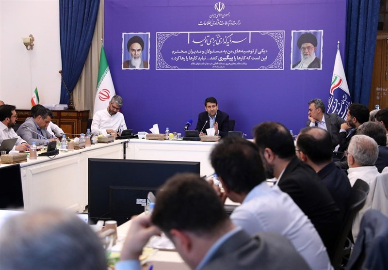 وزیر ارتباطات: اجازه ایجاد انحصار در پروژه فیبر نوری داده نمی‌شود