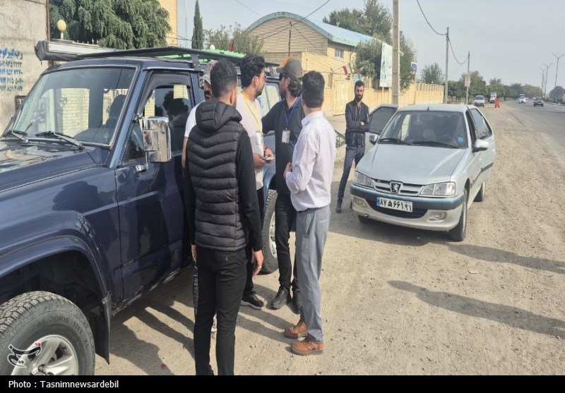 نخستین رالی خانوادگی پارس‌آباد با شعار "نه به تصادف" برگزار شد