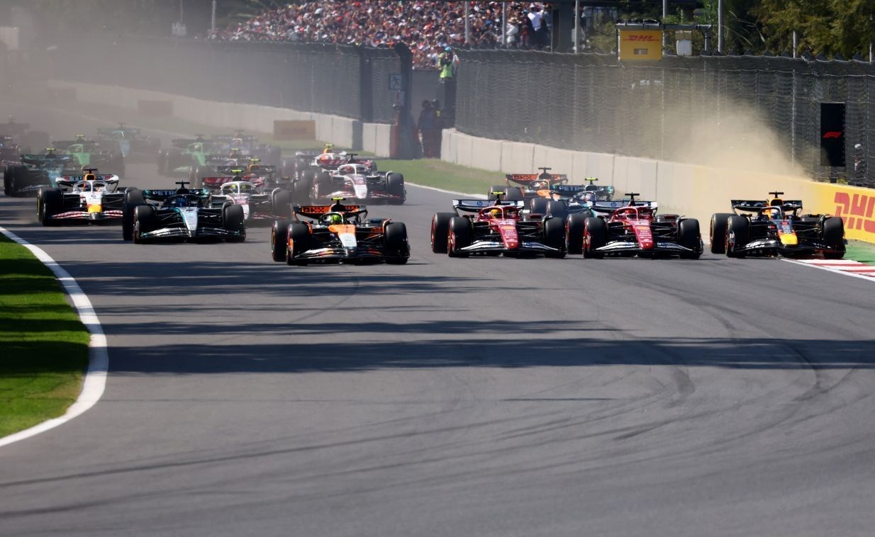 اتومبیلرانی فرمول یک , 