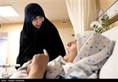 عیادت دختر شهید سلامی از دختر شهید هاشمی‌تبار؛ روایت پیوندی از درد، صبر و امید