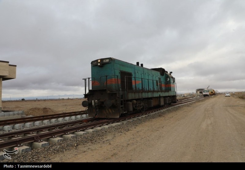 ايران تسجل رقما قياسيا جديدا للنقل الدولي بالسكك الحديدية