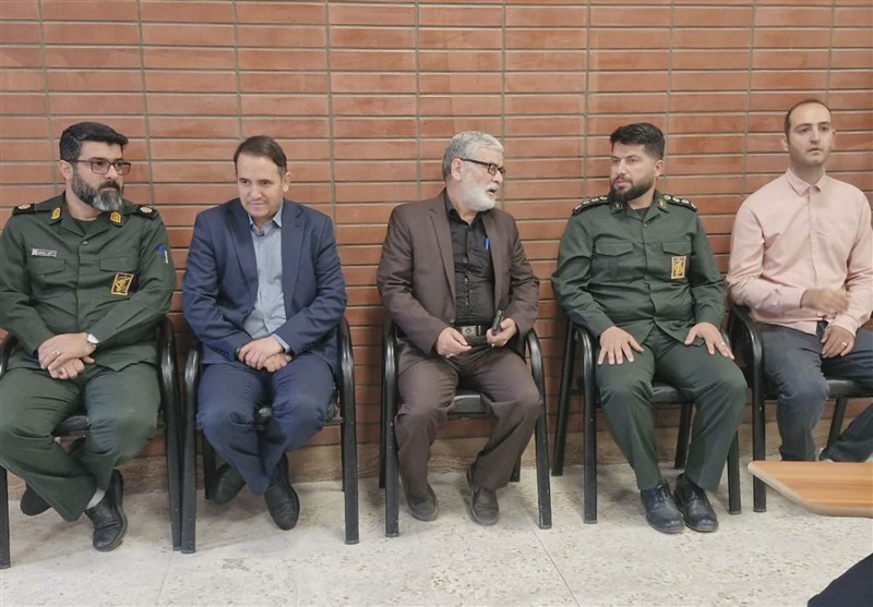 اخبار اسلامشهر , دانش آموزان , خانواده شهدا , آموزش و پرورش , 