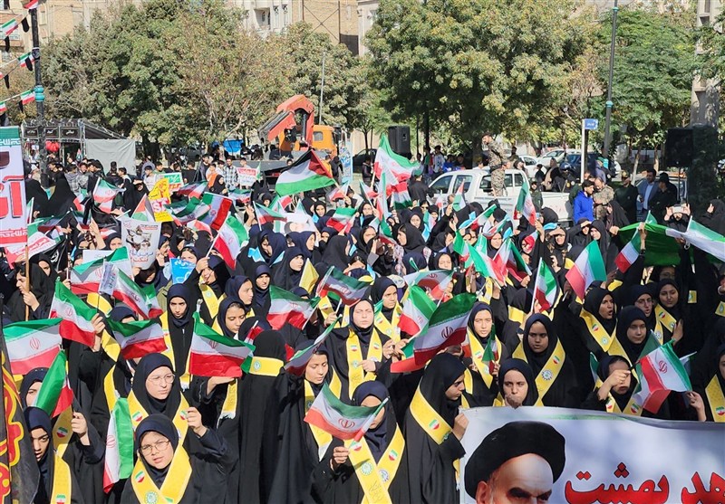 اخبار رباط کریم , راهپیمایی , یوم‌الله 13 آبان , دانش آموزان , اخبار بهارستان , 