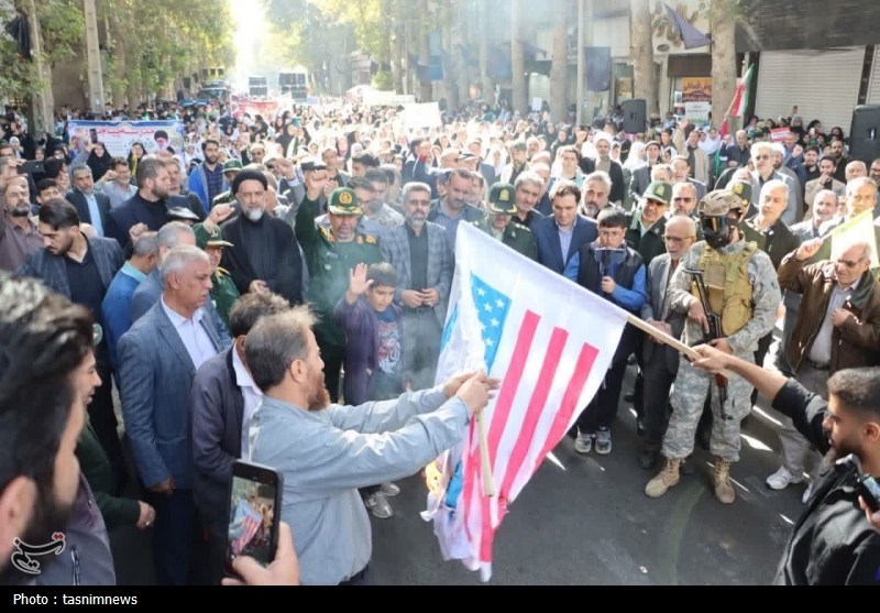 اخبار رباط کریم , راهپیمایی , یوم‌الله 13 آبان , دانش آموزان , اخبار بهارستان , 