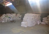 کشف 100 تن کالای اساسی  احتکار شده در لرستان