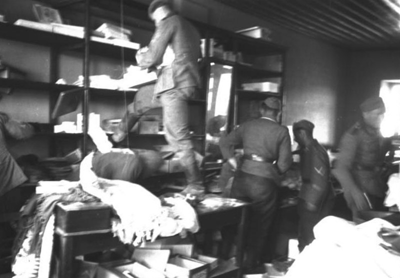 کشور آمریکا , مداخله‌های آمریکا در جهان , افول آمریکا , 