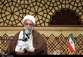 آیت‌الله شب زنده‌دار:آیت‌الله سیدمجتبی خامنه‌ای مجمع فضائل زیادی هستند