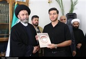 دیدار دانش‌آموزان با نماینده ولی فقیه در اردبیل و تجلیل از قرآن‌آموزان