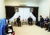 ولایتی: علاقات إیران والصین یمکن أن تکون نموذجاً فاعلاً للتعاون البنّاء بین الدول المستقلة