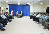 امام جمعه بوشهر: با محدودیت‌های غیرمنطقی در حوزه ته‌لنجی و کالای ملوانی مخالفم