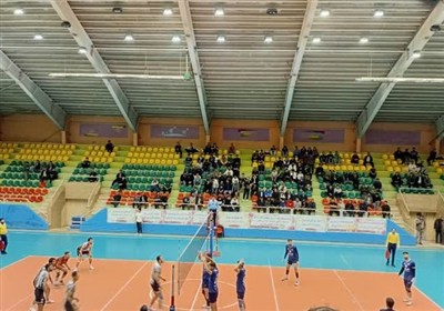 تیم والیبال ملل در خانه شکست خورد