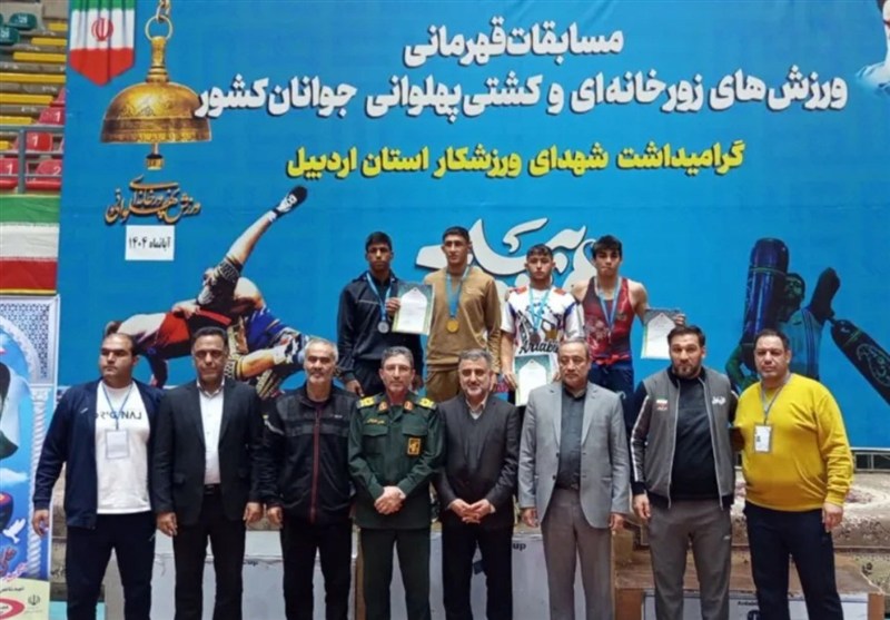 پایان رقابت‌های ورزش زورخانه‌ای و کشتی پهلوانی جوانان کشور در اردبیل
