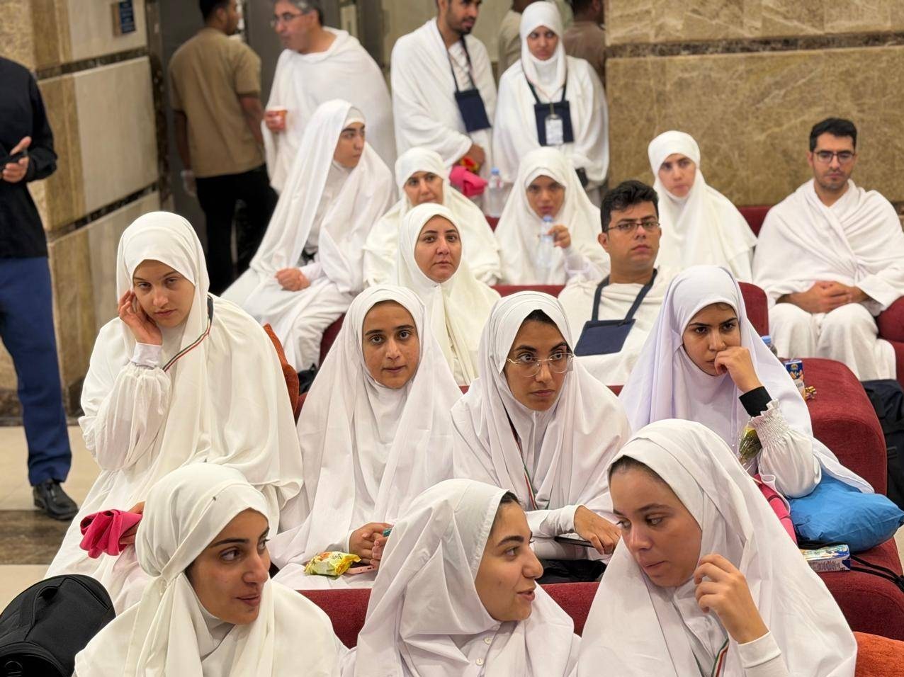 طلوع شوق در نیمه‌شب مکه؛ وقتی اشک و لبیک به هم رسیدند + فیلم