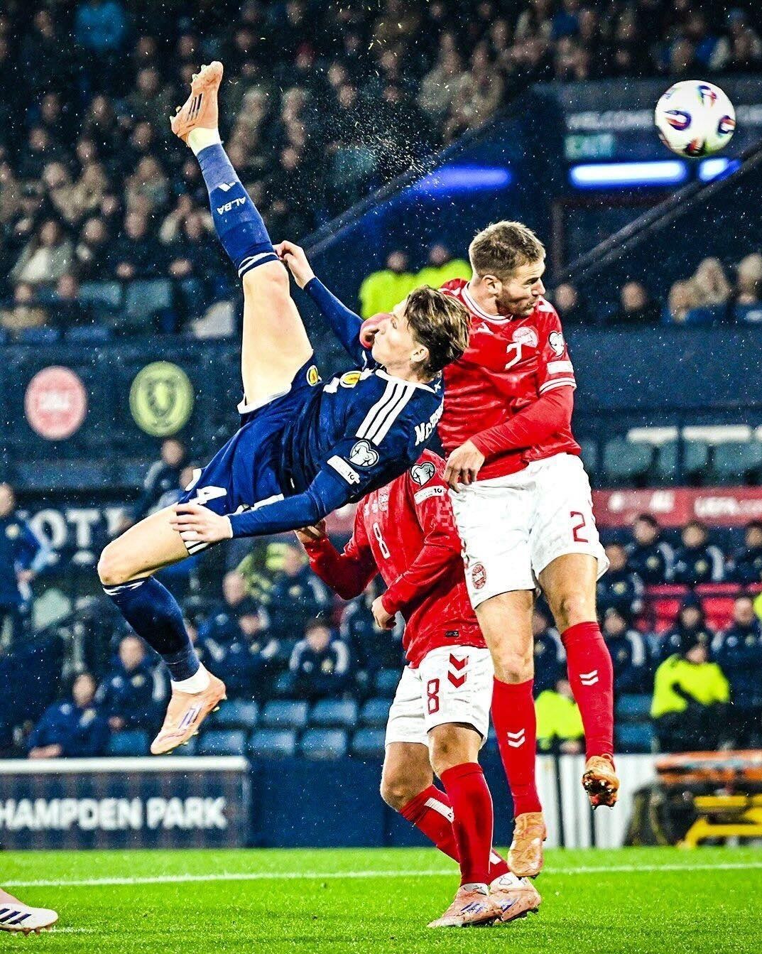 تیم ملی فوتبال اسکاتلند , تیم ملی فوتبال دانمارک , جام جهانی فوتبال , 