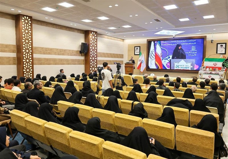 کتاب , تقریظ , آذربایجان شرقی , اخبار استان آذربایجان شرقی , اخبار تبریز , نهاد کتابخانه‌ها , ادبیات دفاع مقدس , زنان , 