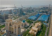 بازدید معاون اجرایی رئیس‌جمهور و وزیر نیرو از پتروشیمی در عسلویه