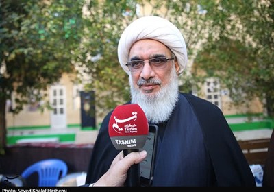 پیامبر گرامی اسلام، جامعه انسانی را از ظلمات نجات داد