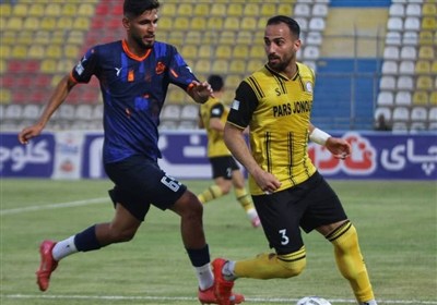 لیگ دسته اول فوتبال| باخت تیم رجب‌زاده به تیم 9 نفره/ اولین شکست نساجی ثبت شد