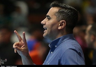 کشاورز در تیم قهرمان لیگ فوتسال ماندنی شد