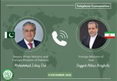 اتصال هاتفی بین وزیری الخارجیة الإیرانی والباکستانی