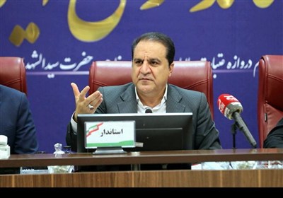 کارکنان برای رضایت مردم تلاش مضاعف داشته باشند