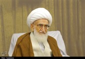 نوری همدانی: مشکلات معیشتی مردم را به تحریم ربط ندهید