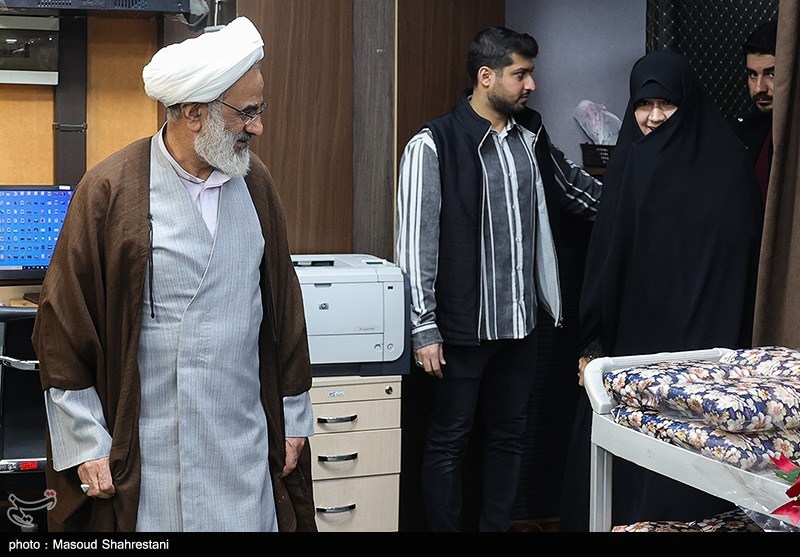 بازدید نماینده ولی فقیه در سپاه پاسداران از خبرگزاری تسنیم