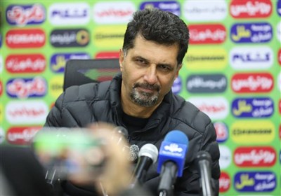 حسینی: زمین اراک در مقابل زمین شهر قدس «سن‌سیرو» است!/ اینکه پرسپولیس وقت‌کشی کند قشنگ نیست