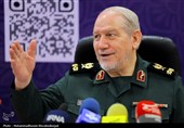 سرلشکر سید یحیی صفوی دستیار و مشاور فرمانده معظم کل قوا در نشست خبری همایش «بسیج، توسعه و امنیت پایدار منطقه جنوب‌شرق کشور»