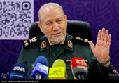 سرلشکر سید یحیی صفوی دستیار و مشاور فرمانده معظم کل قوا در نشست خبری همایش «بسیج، توسعه و امنیت پایدار منطقه جنوب‌شرق کشور»
