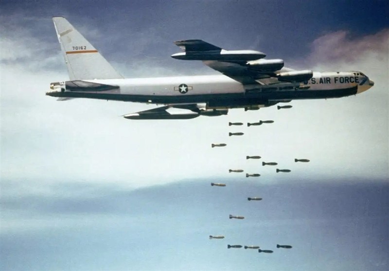 کشور آمریکا , مداخله‌های آمریکا در جهان , افول آمریکا , 