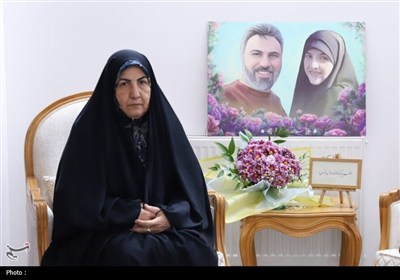 روایت مادر شهیده معصومه کرباسی از زندگی ساده، عاشقانه و شهادت‌محور دخترش