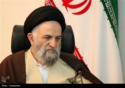 تناقض‌گویی ترامپ، بازی با بازار و اختلاف‌افکنی در ایران است