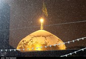 İmam Rıza'nın Türbesi'nde Kar Yağışı