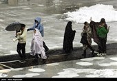 بارش برف در حرم مطهر رضوی