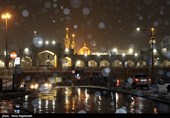 بارش برف در حرم مطهر رضوی