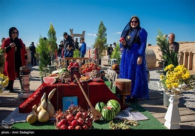 Фестиваль очь Ялда (Ша‌б-е Челле‌) в Персеполисе