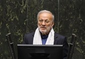 متکی: امنیت ملی فقط با قدرت نظامی تأمین نمی‌شود؛ باید در اقتصاد قوی شد