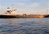 توقیف کشتی حامل 4 میلیون لیتر سوخت قاچاق در خلیج فارس