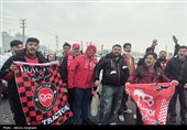 هواداران تراکتور زودتر از قزوینی‌ها در استادیوم سردار آزادگان