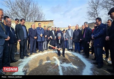 کلنگ‌زنی مدرسه 6 کلاسه آزادده ضیاءآباد