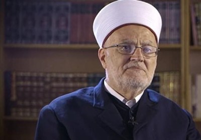 الشيخ عكرمة صبري يحذر من حزام استيطاني يعزل الأقصى عن محيطه في القدس