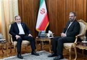 تاکید عراقچی بر تقویت مناسبات همه‌جانبه با تاجیکستان