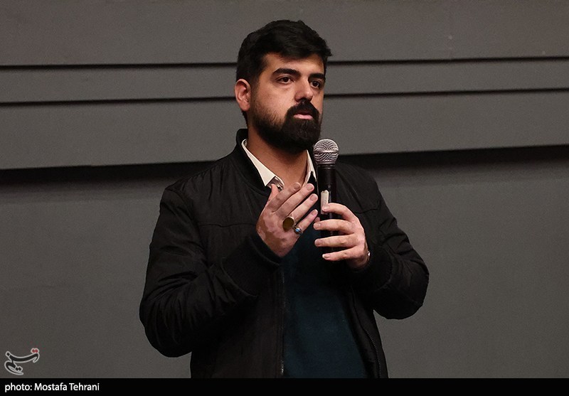 اکران اختصاصی مستند خودم می‌بینم