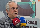 فیلم‌سازان به سمت تولید آثار با مضامین انسانی هدایت شوند